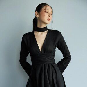 SIZE M, Brand-new hand-made black linen halter neck short dress